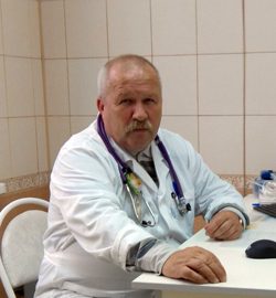 врач педиатр Костриков Сергей Евгеньевич